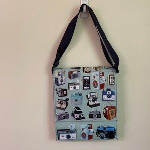 Messenger Bag - Blue Q - Cameras 11x12" QA900